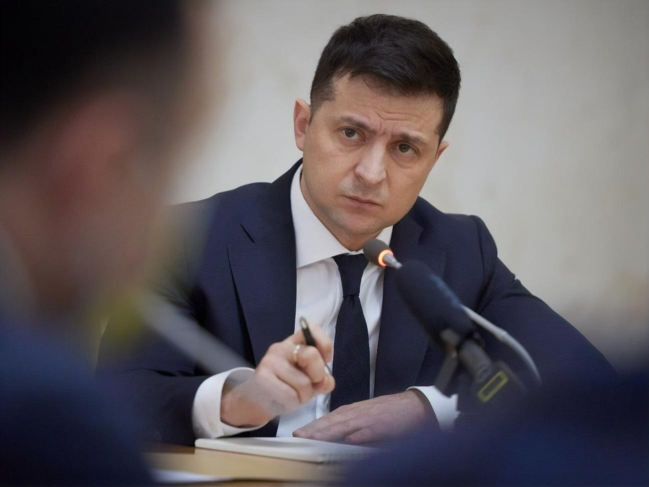 Зеленський закликав прискорити реформування Держмитної служби