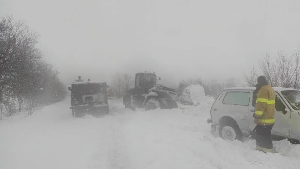 Толщина снежного покрова в нескольких областях Украины достигает 25 см