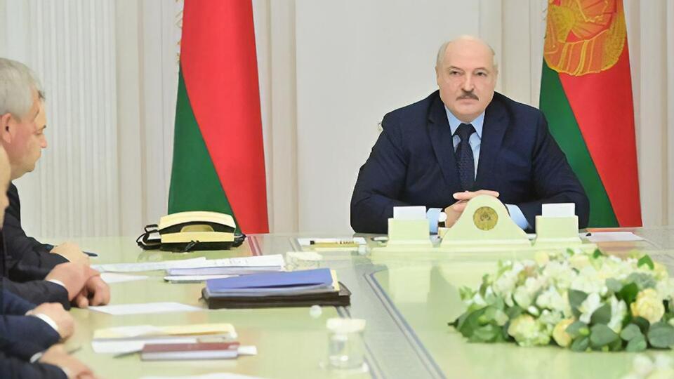 Лукашенко перебільшив, назвавши кількість виборців, які проголосували за нього. Цифра – вища навіть за офіційні дані