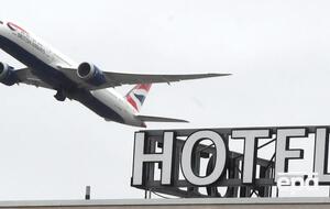 Граждане Британии и Ирландии смогут вернуться из указанных стран