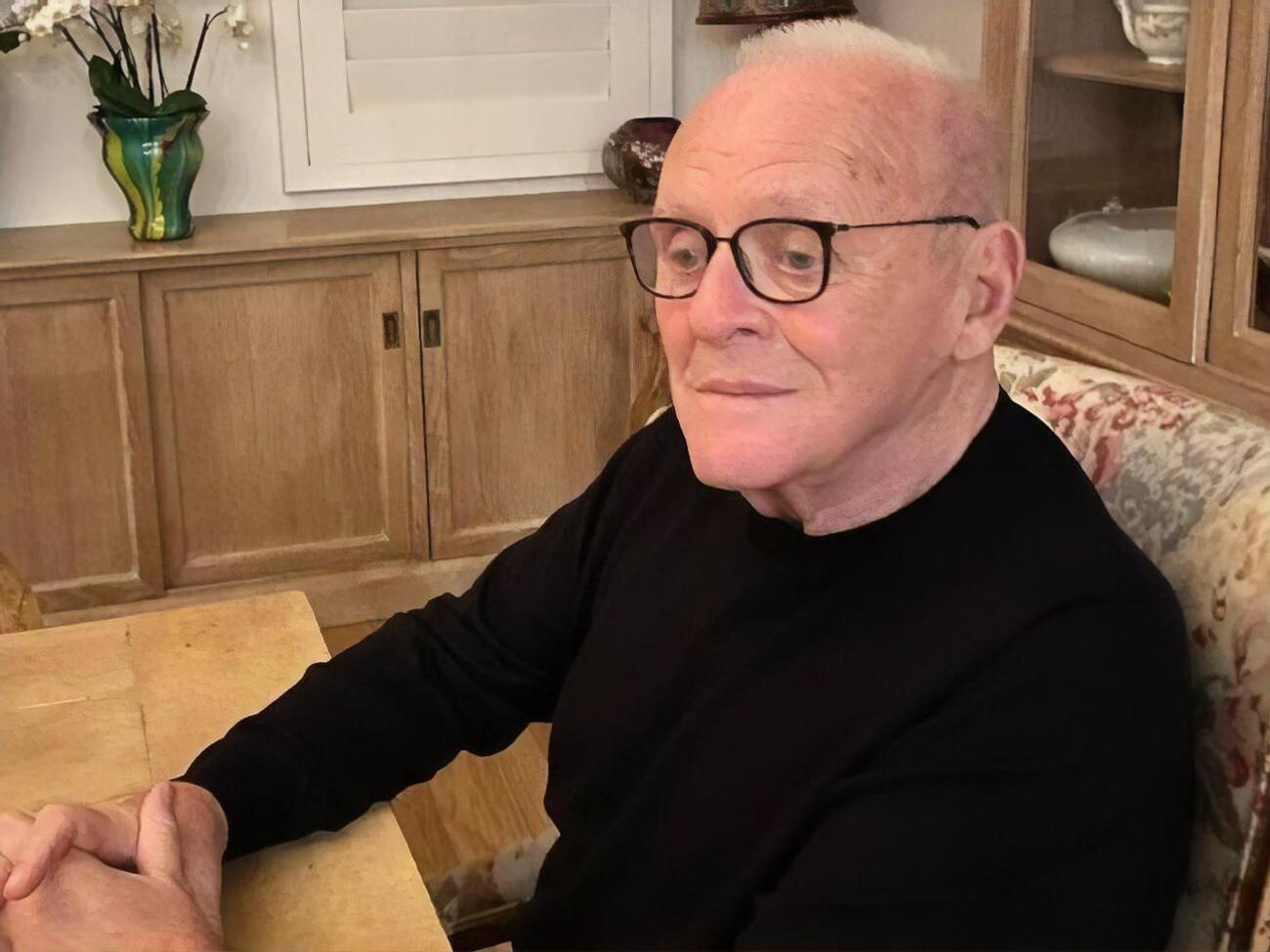 Хопкинс родился в 1937 году