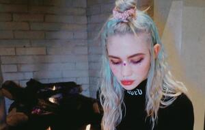 Граймс в мае 2020 года родила сына от Маска