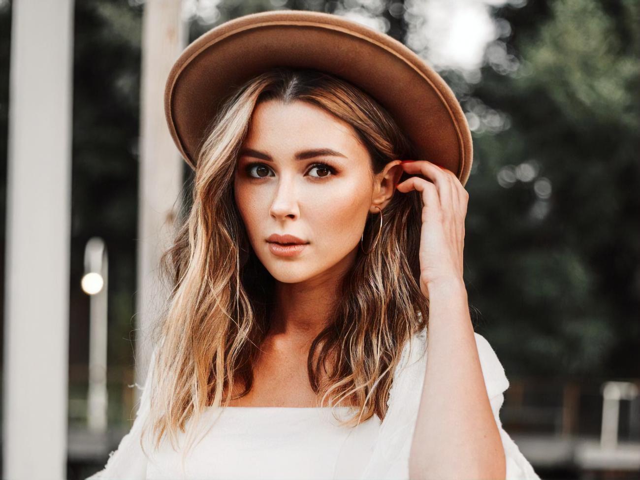 Заворотнюк зробила тату в 16 років