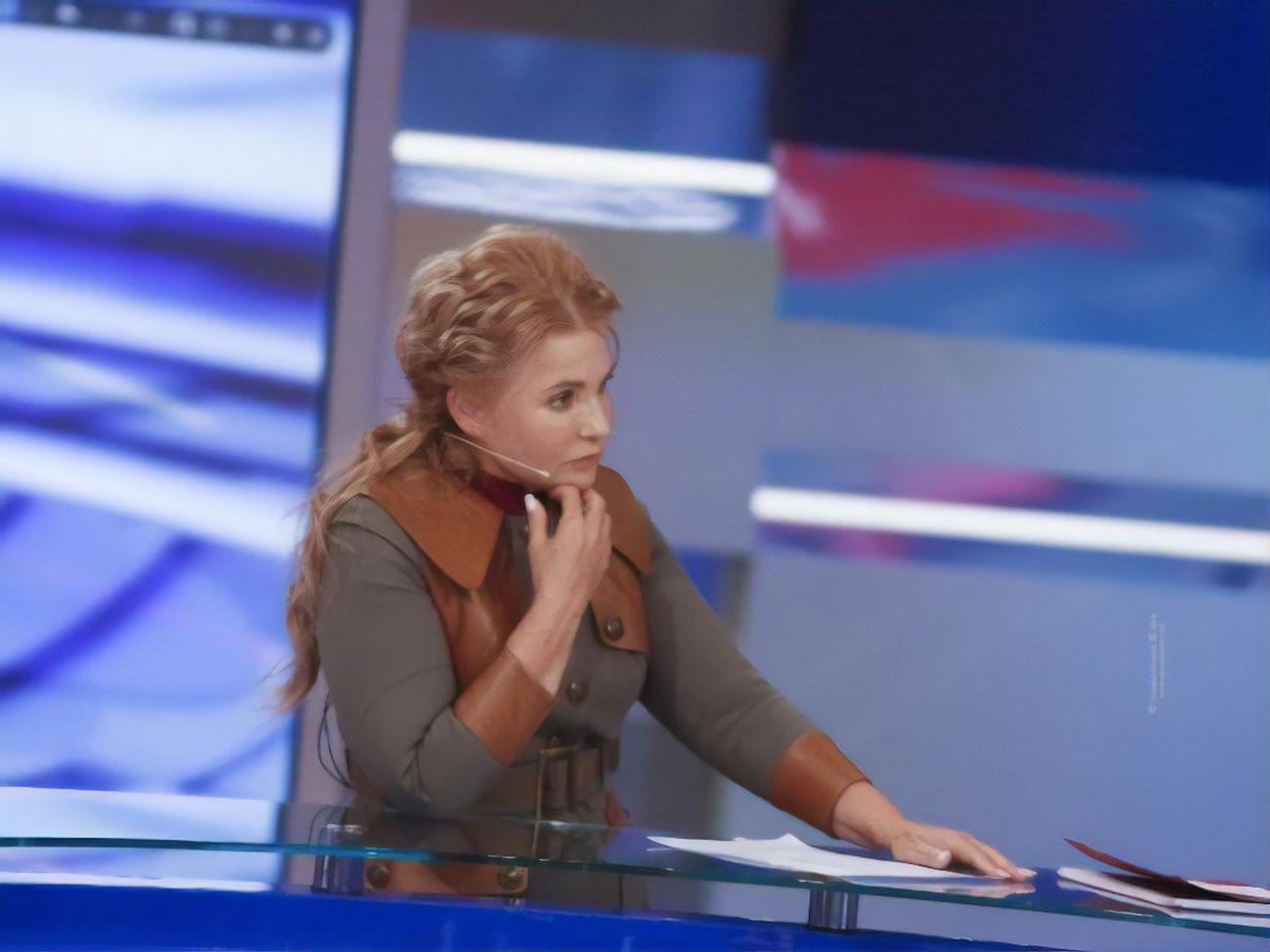 Юлия Тимошенко:&nbsp;Вы просто продолжаете коррупционные схемы, которые использовала предыдущая власть, точно так же выводятся деньги