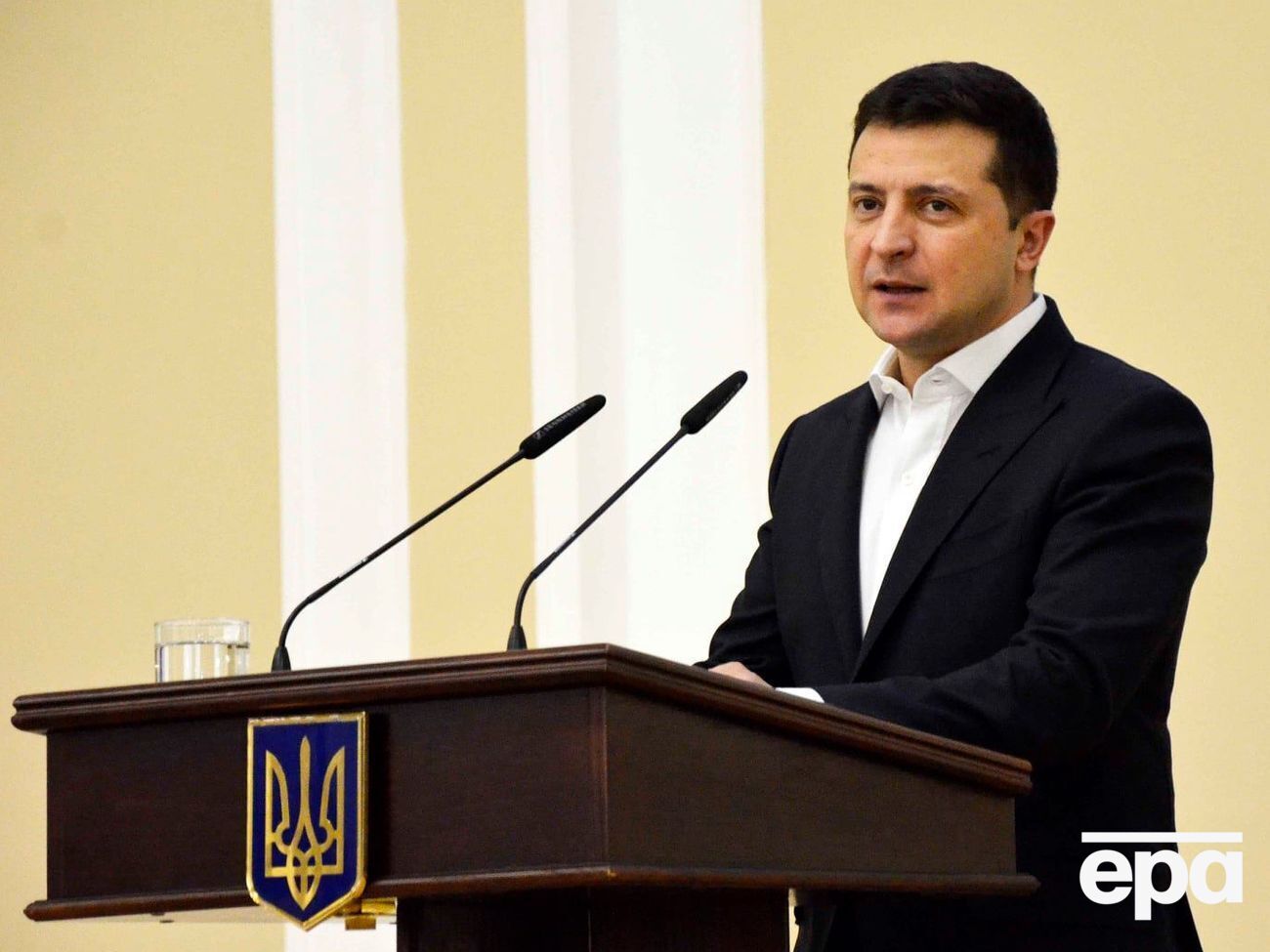 Зеленський підписав закон, який дозволяє зареєструвати в Україні вакцину проти COVID-19