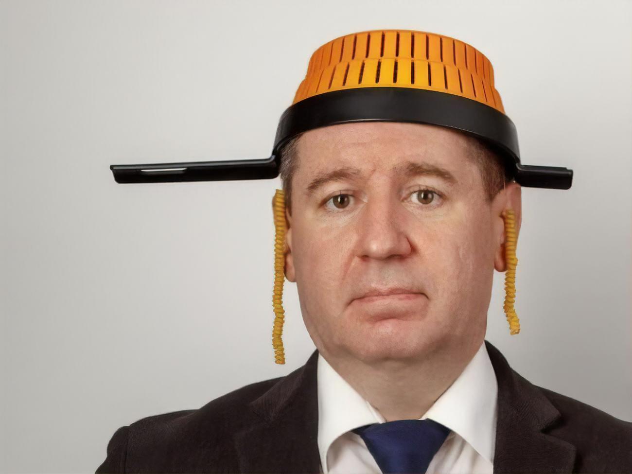 Іосілевич обвинувачення, за яким йому загрожує до шести років позбавлення волі, вважає абсурдним