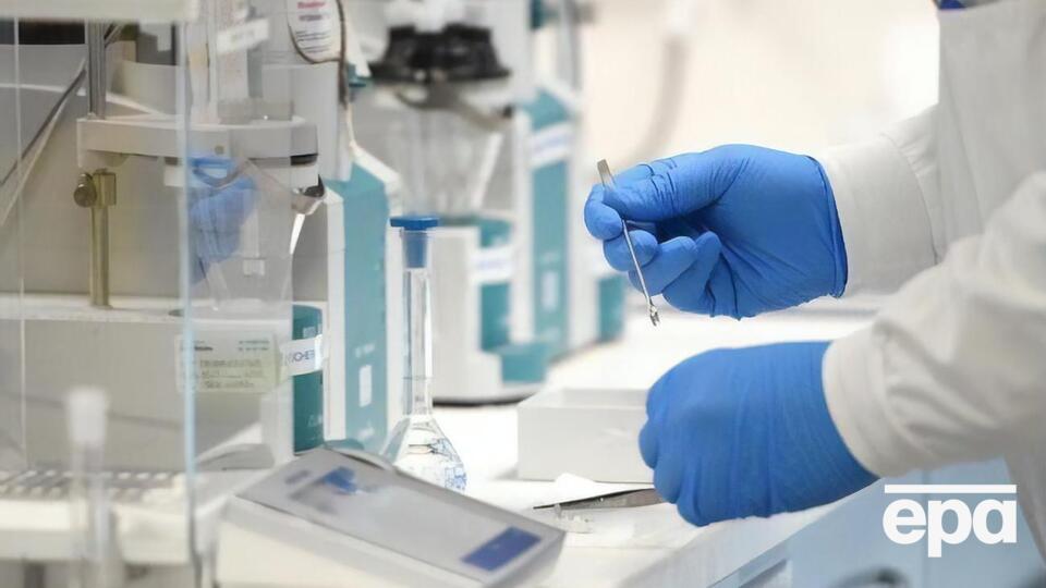 Вакцина AstraZeneca продемонструвала в середньому 70% ефективності