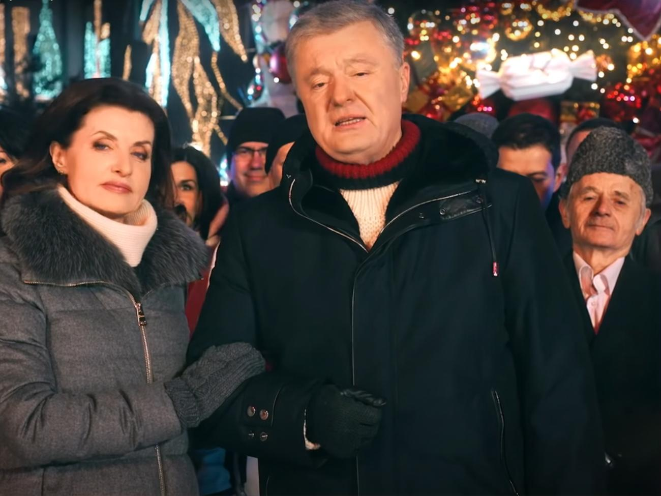 Порошенко записал личное новогоднее поздравление