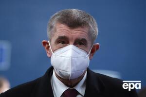 Бабіша першого в Чехії вакцинували проти коронавірусу