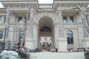 Головред Mash показав, який вигляд має палац Путіна зблизька