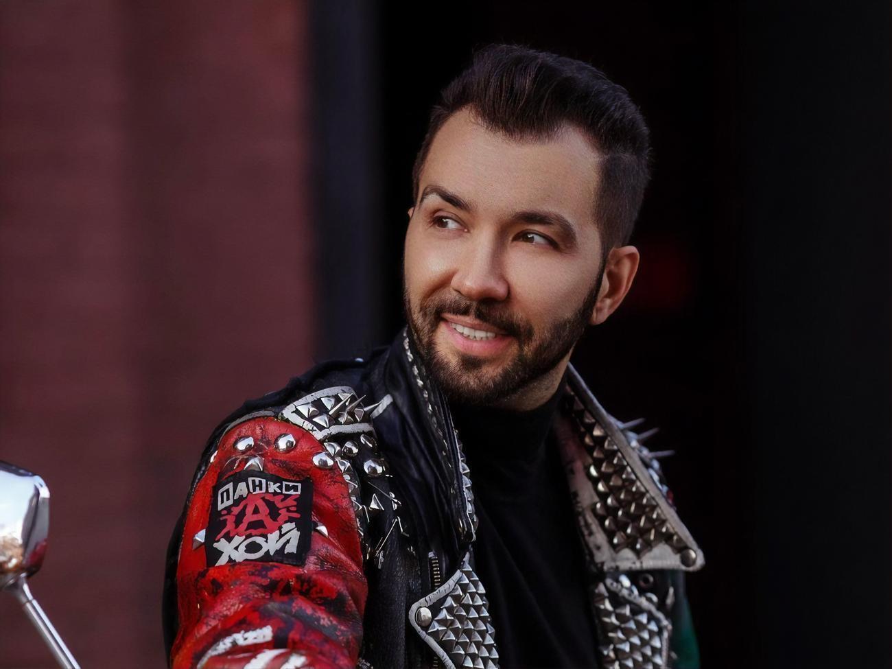 Клявер є у базі "Миротворця"