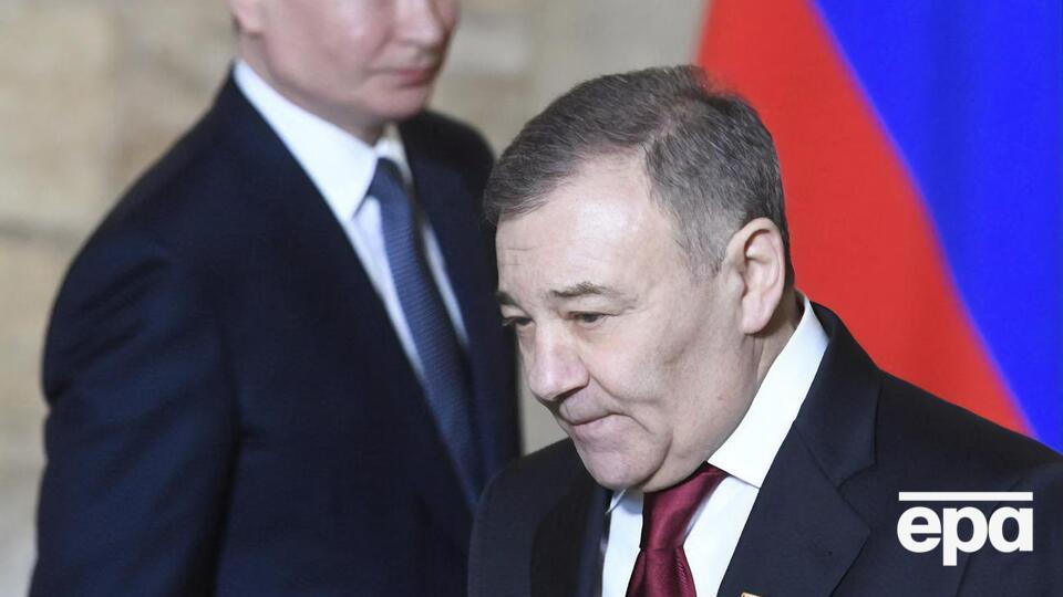 Ротенберг (справа) заявил, что купил имение возле Геленджика несколько лет назад