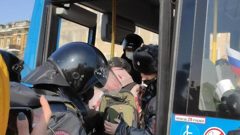 На Дальнем Востоке в России начались протестные акции