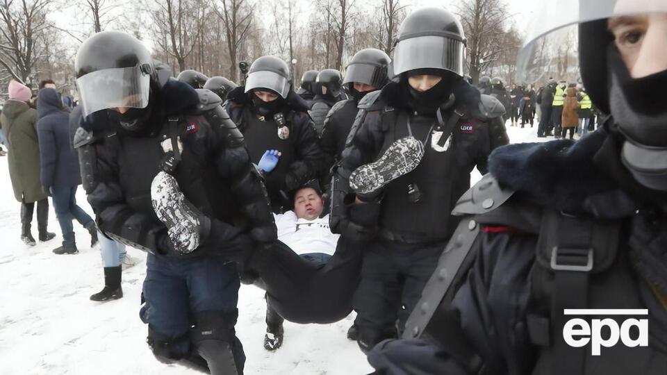 31 січня в Росії проводять акції протесту на підтримку Навального