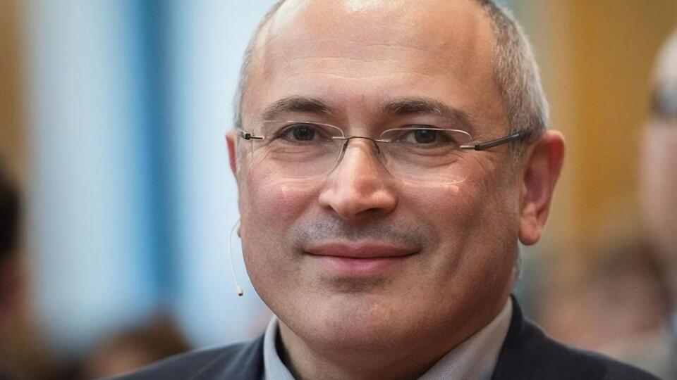 Ходорковский: Пусть Новый год принесет перемены. С праздником! Счастья всем!