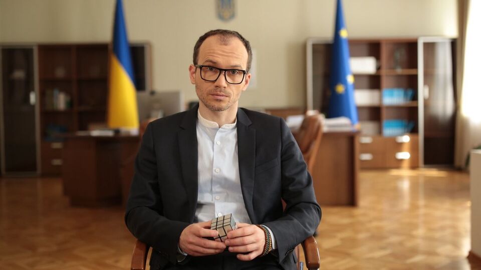 Малюська повідомляв, що кошти від платних камер витрачають на ремонти безоплатних