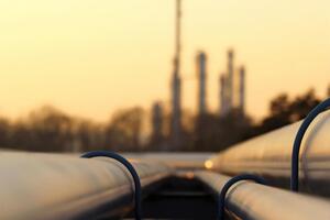 Коммунальщики устраняют аварию на водопроводе