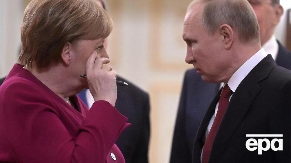 Меркель и Путин рассмотрели варианты сотрудничества в борьбе с пандемией коронавируса