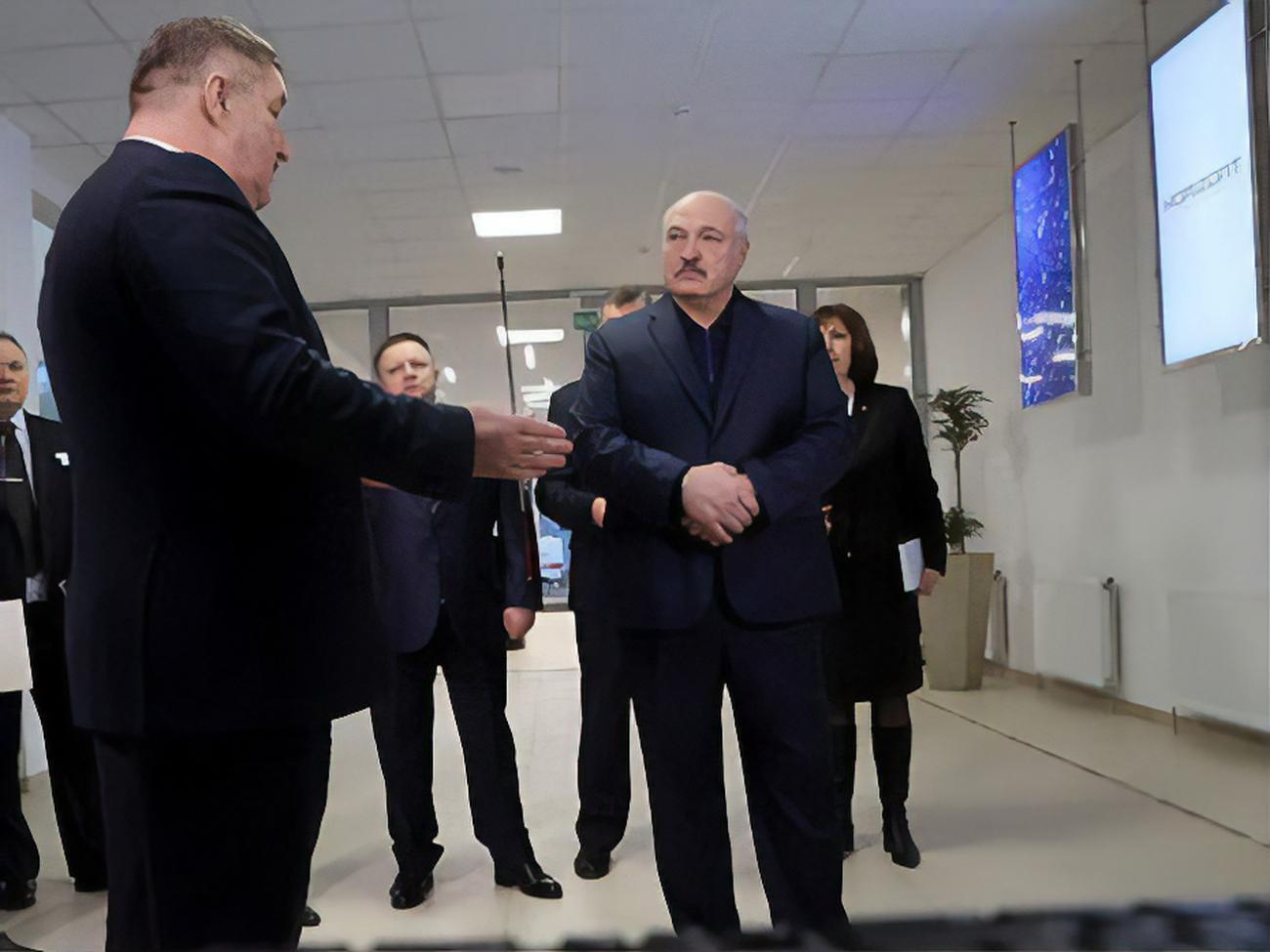Лукашенко:&nbsp;Если кто-то заблудший был, я тоже хочу, чтобы они услышали: другого куска земли у нас не будет