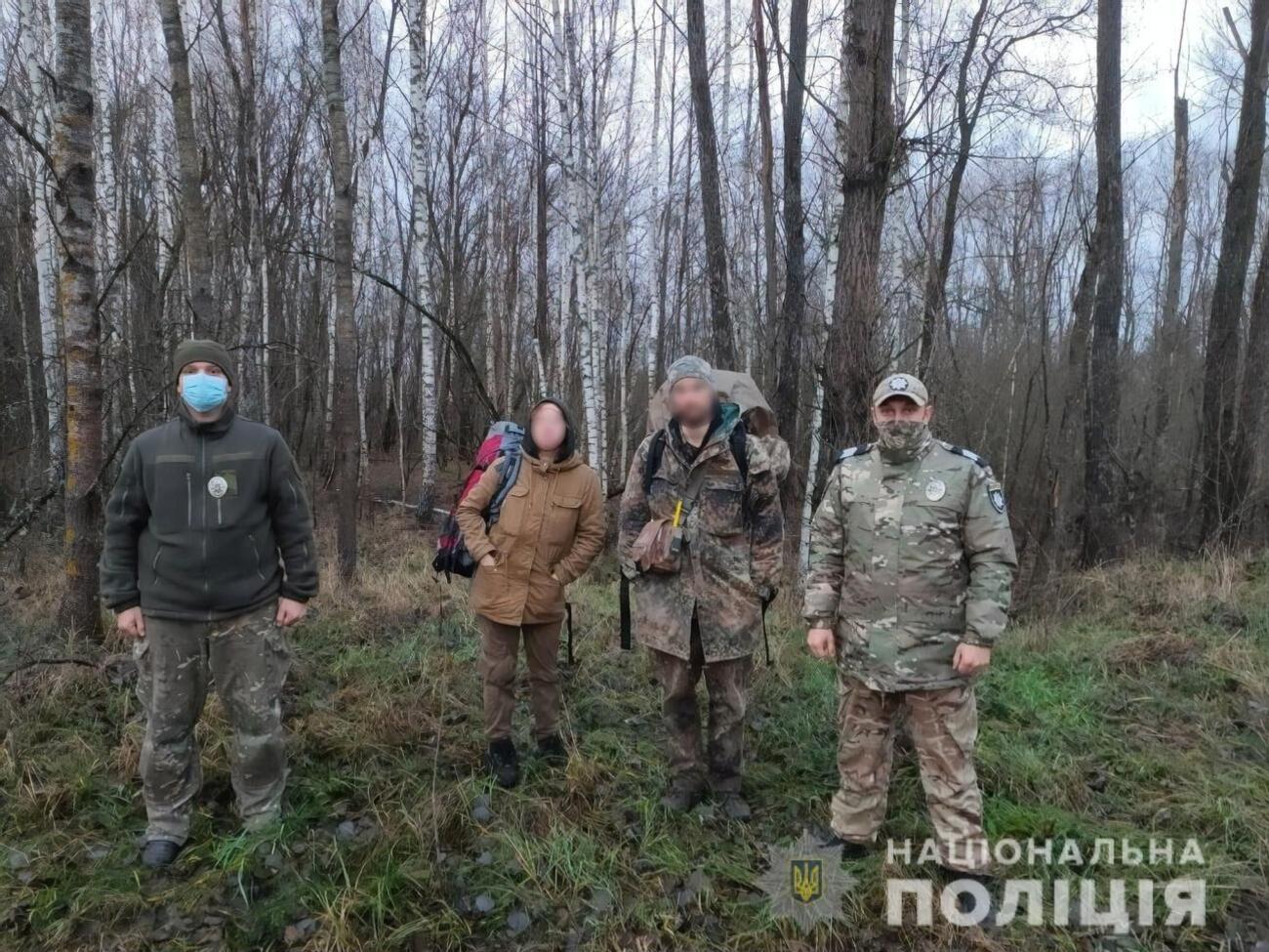 Туристы приехали в Чернобыльскую зону из разных городов Украины