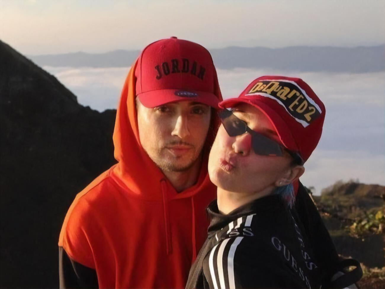 Анна и Александр Корсун познакомились благодаря общему другу