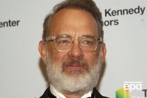 Хэнкс побрился налысо, чтобы сыграть Паркера, менеджера Пресли