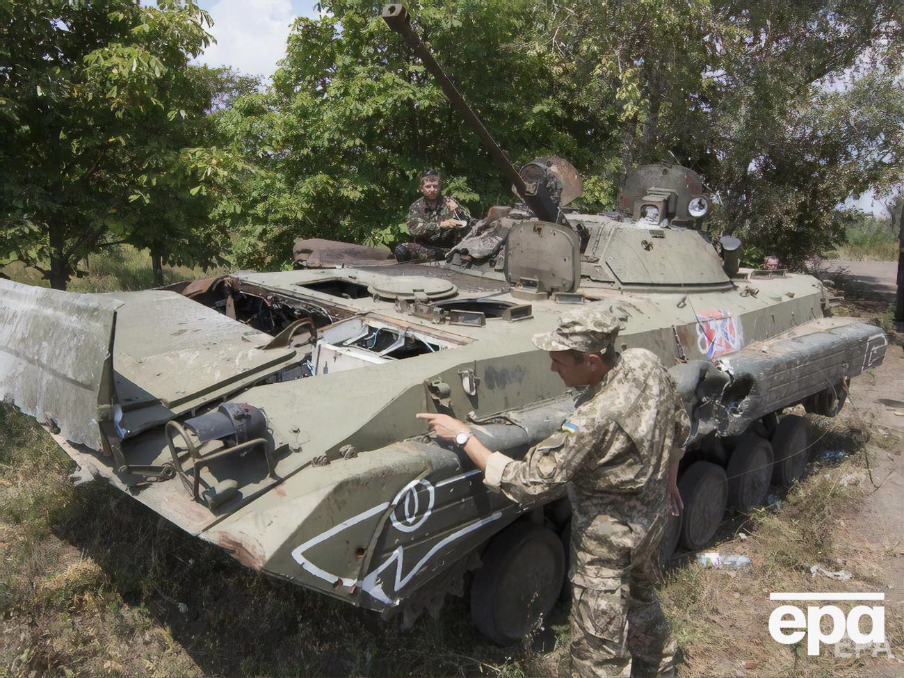 Українська сторона регулярно повідомляє про порушення режиму припинення вогню з боку бойовиків