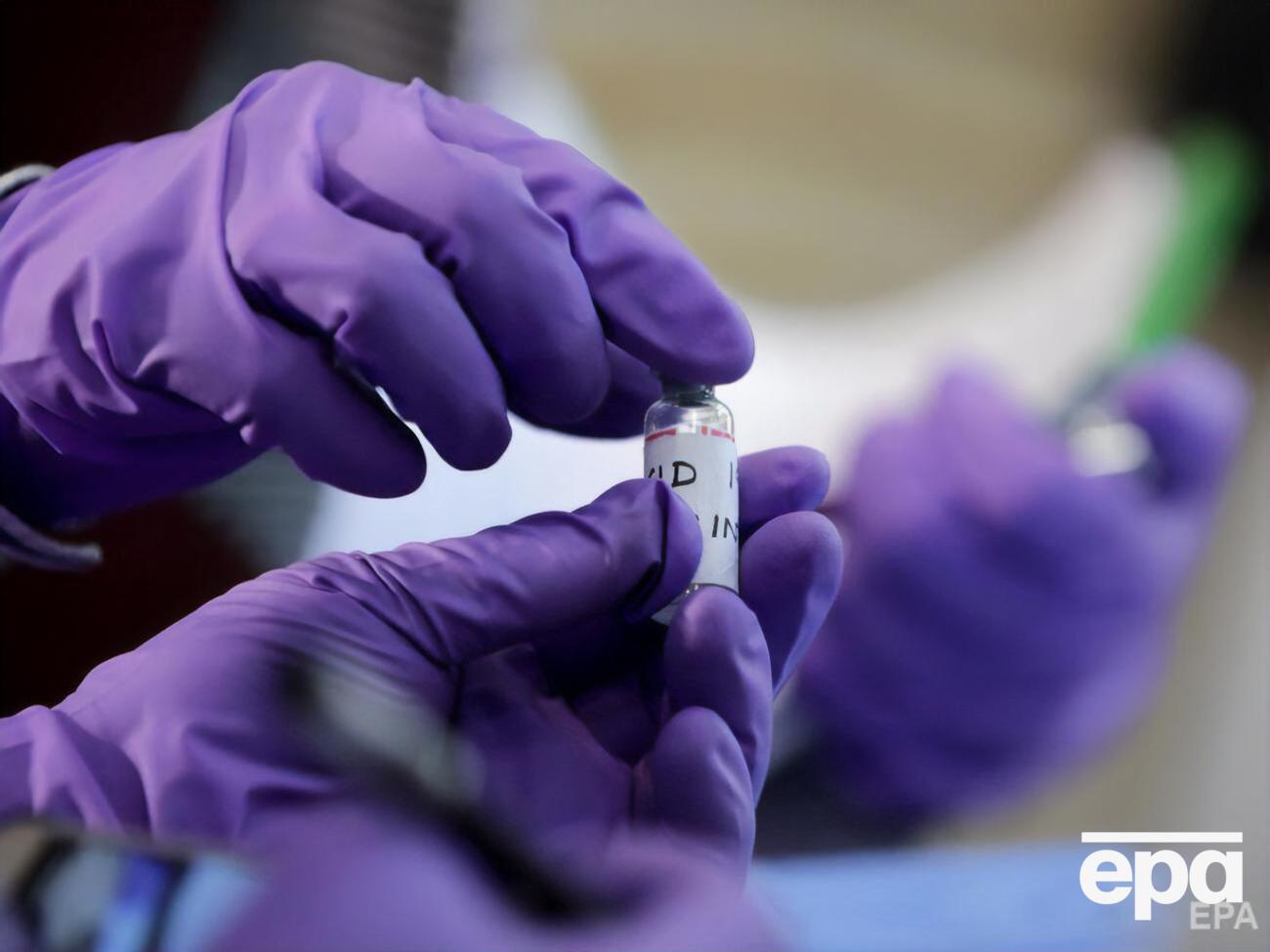 Приверженцы конспирологии полагают, что наночипы содержатся в вакцине Pfizer&nbsp;