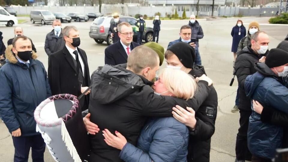 У двох моряків були проблеми зі здоров'ям, говорили в Офісі президента України
