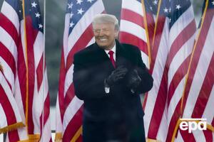 Трамп 6 січня виступив перед своїми прихильниками коло Білого дому
