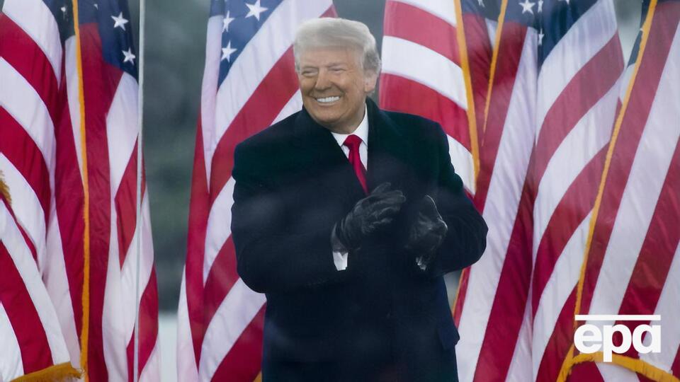 Трамп 6 января выступил перед своими соратниками возле Белого дома