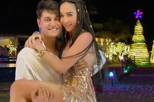 Бузова старша від Dava на сім років