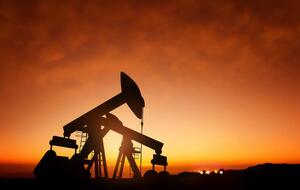 С октября 2020 года нефть подорожала почти на 50%