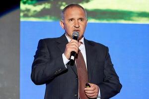 Тодуров: У хирурга с 15-летним стажем официальная зарплата 7 тыс. грн
