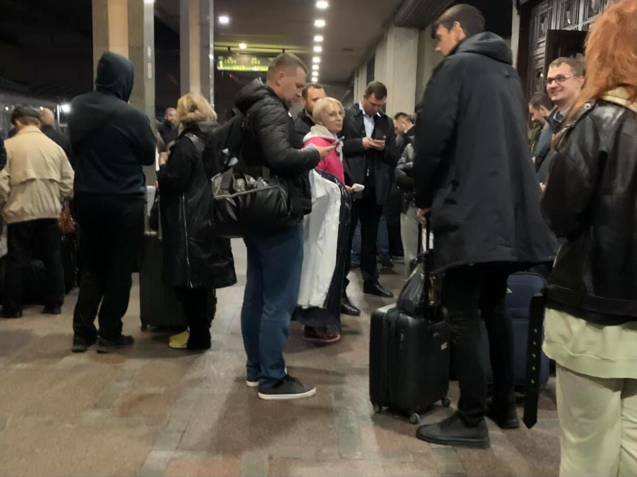 Частина представників фракції вирушила до Трускавця поїздом