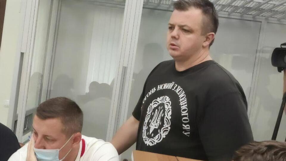 Семенченко у тяжкому стані, є проблеми з тиском, із відновленням стабільного серцевого ритму, повідомляє його дружина