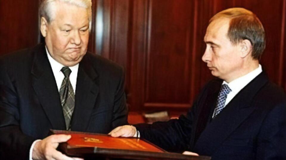 Путін пізніше заявляв, що Єльцин "не передавав йому владу", він став в.о. президента за законом