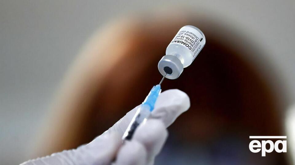 Вакцинацію проти коронавірусу розпочали у 184 країнах світу
