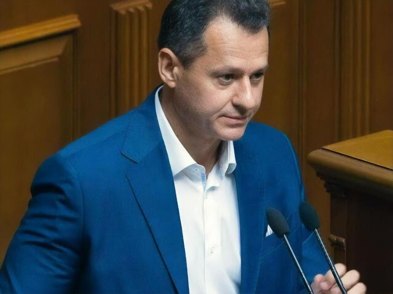 Тарас Батенко:&nbsp;Виникає питання, у який спосіб такі особи оперують інформацією, про яку не повідомлені родичі, яка не підтверджена жодним правоохоронним органом?