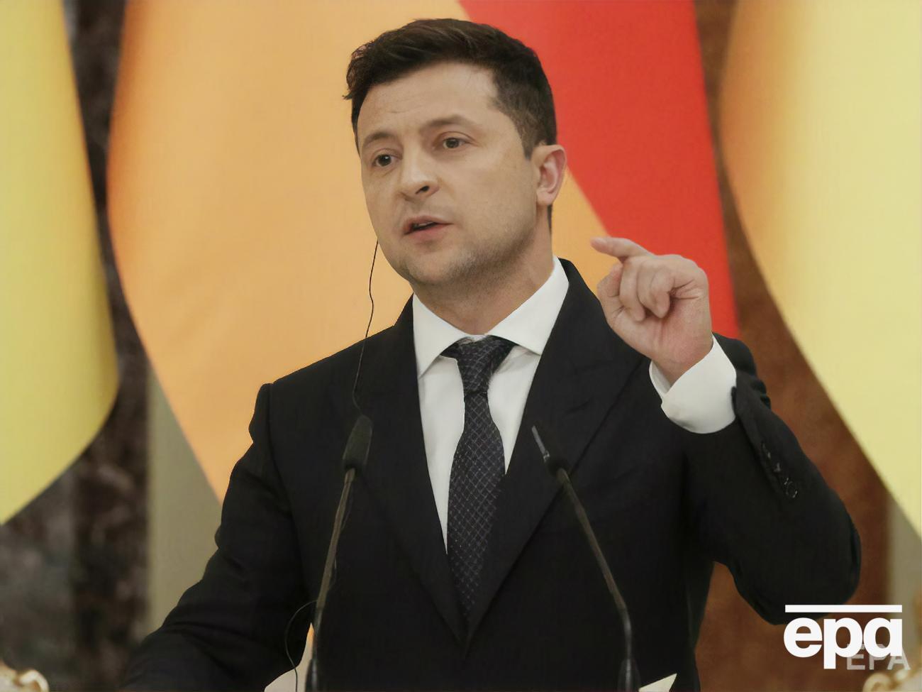 Зеленський розповів, що від його президентства найбільше постраждали старша донька, дружина та, особливо, батьки