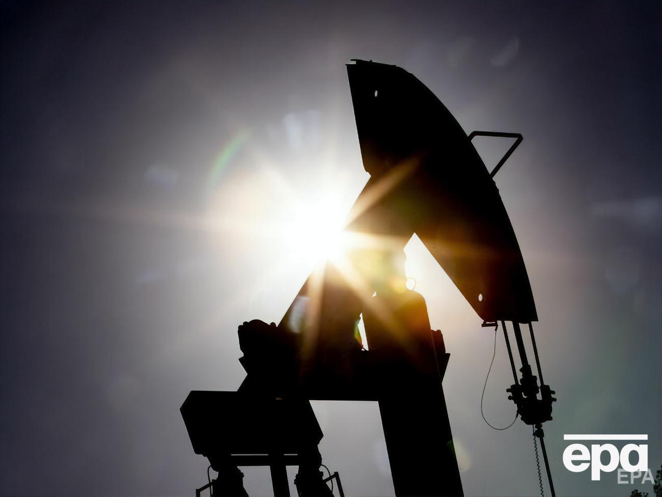 Стоимость нефти Brent и WTI растет несколько недель подряд