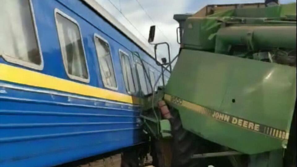 Пасажири поїзда не постраждали