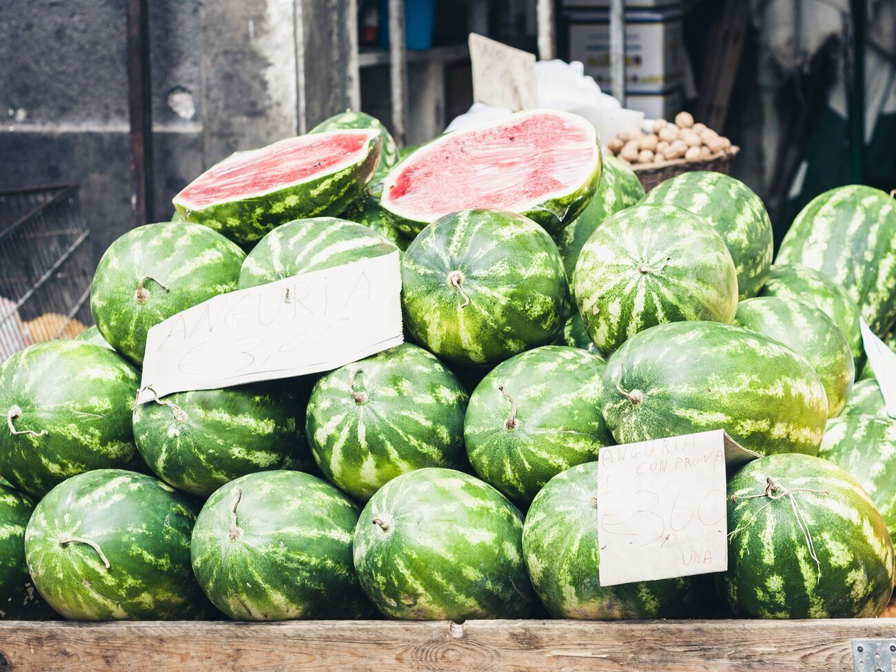 Цьогоріч українські фермери скаржилися, що не могли продати урожай кавунів по 30&ndash;50 коп. за кілограм