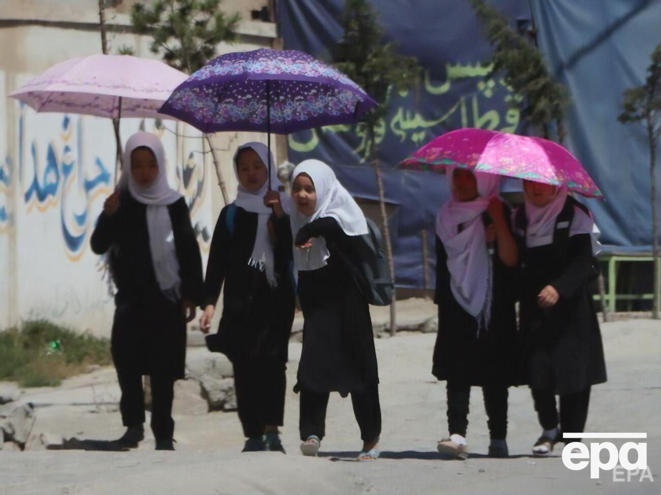 Талибы в сентябре ввели запрет на обучение девочек в средней школе