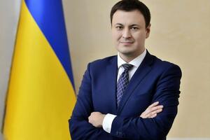 Ігор Алексєєв: Сам "ПриватБанк" у своїй звітності фактично підтверджує, що гроші не списано в капітал банку, вони досі на рахунках англійських компаній у філії на Кіпрі