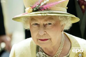 Востаннє Єлизавета II використовувала тростину на людях 2003 року