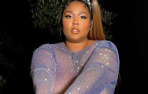 Lizzo пропагандирует культуру бодипозитива