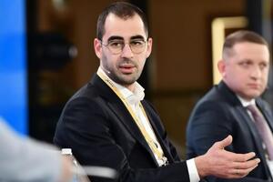 Трухин говорил, что не был за рулем автомобиля в момент аварии