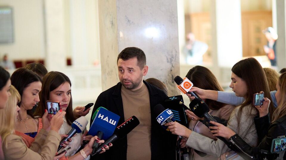 Арахамия подтвердил, что вместе с женой летал в Вену на самолете, который принадлежит структуре Фирташа