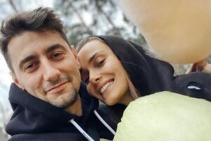 Еллерт і Мішина познайомилися торік і розірвали стосунки влітку 2021-го. Попри це пару не раз бачили разом